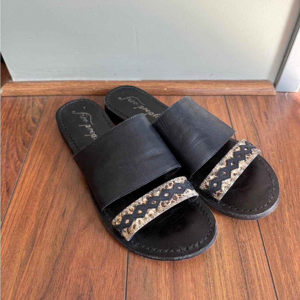 Free People Black Sandals 40